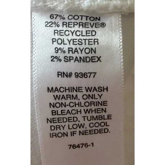 NWT Liz Claiborne Sara Short Mid Rise Bermuda Shorts Sz 16 White Slimming Flex - Picture 8 of 9